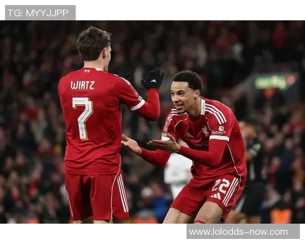 足总杯激战利物浦与拜仁互交白卷精彩瞬间引发全场热烈反响 足总杯激战利物浦与拜仁互交白卷精彩瞬间引发全场热烈反响