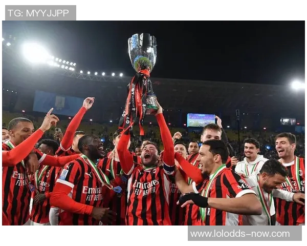 友谊赛精彩回顾：那不勒斯逆转AC米兰帽子戏法引爆全场激情