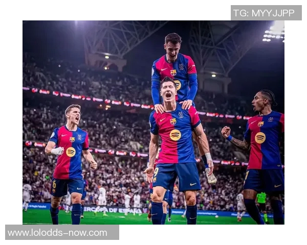 国王杯经典对决巴萨3-0皇马历史冷门引发全场震惊