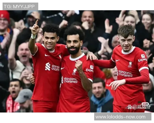 欧联杯焦点战阿森纳与利物浦握手言和精彩瞬间引发全场热议