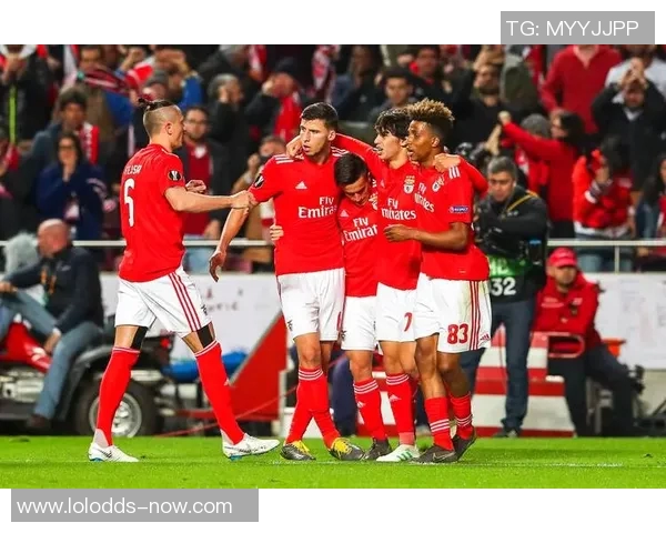 国王杯激战尤文与本菲卡互交白卷神扑瞬间引发全场热议与转会传闻